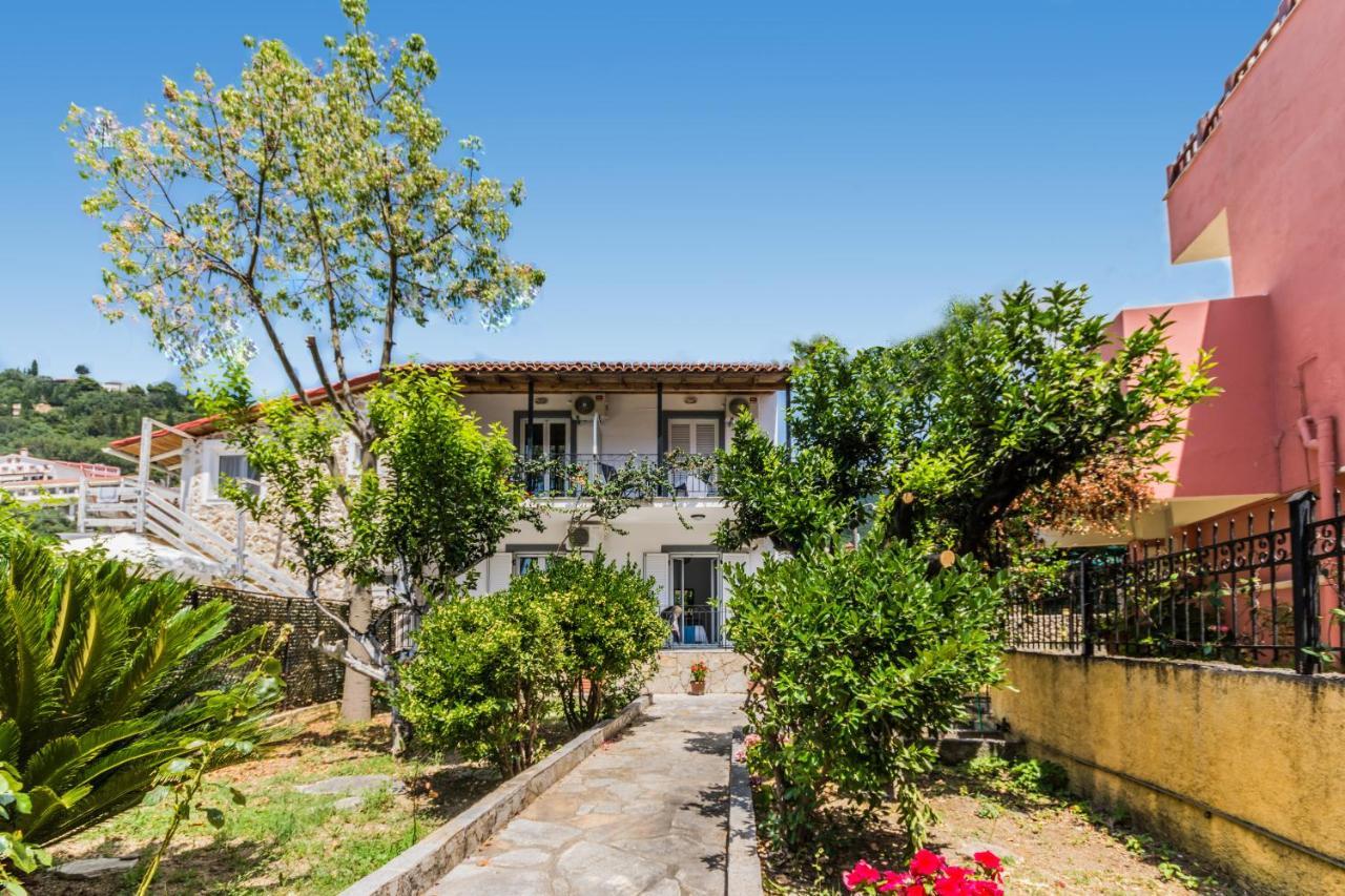 Irini Apartments And Studios 阿齐欧斯·贡多斯 外观 照片