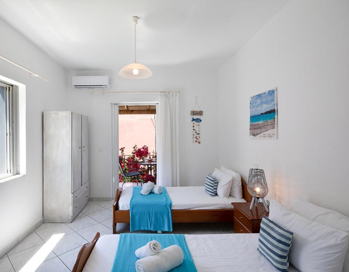 Irini Apartments And Studios 阿齐欧斯·贡多斯 外观 照片